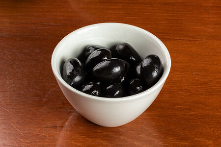 Оливки Элиантос