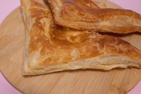 Слойка с брынзой