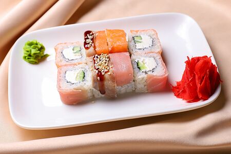 Ролл Филадельфия люкс