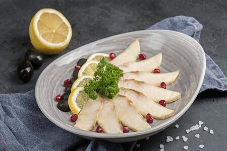 Осетрина горячего копчения