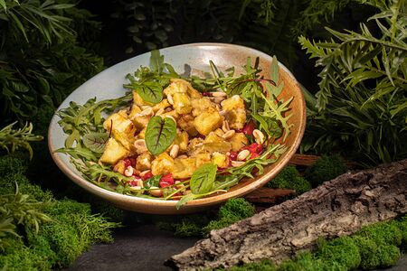 Салат с жареными баклажанами