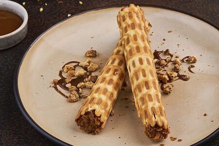 Хрустящие трубочки со сгущенкой