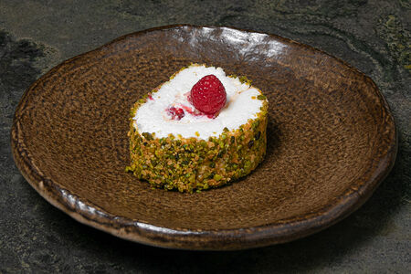 Фисташковый рулет