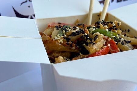 Wok с курицей