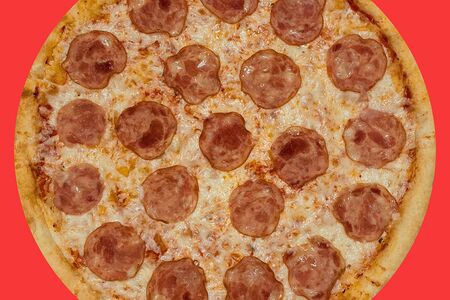 Пицца с ветчиной средняя