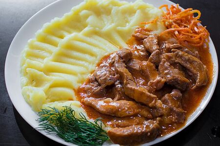 Поджарка из свинины