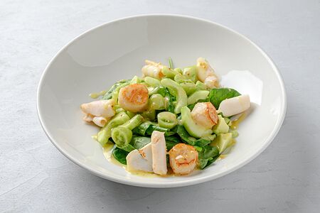 С Кальмаром и Гребешками