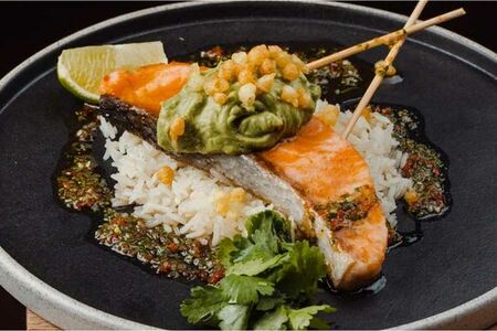 Лосось Терияки с рисом Басмати и соусом Чимичури-шисо