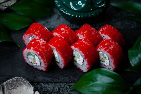 Ролл Калифорния с креветкой