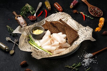 Сало с горчицей