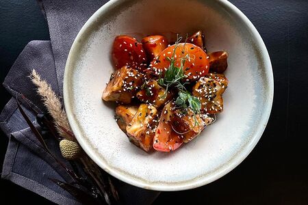 Баклажаны с томатами в устричном соусе