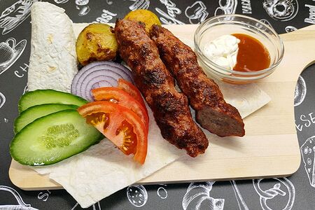 Люля-кебаб со свининой и говядиной