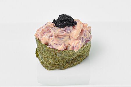 Гункан с тунцом спайси