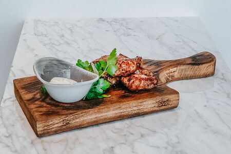 Острые куриные крылья Баффало