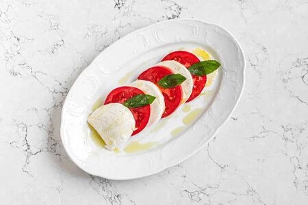 Моцарелла Капрезе