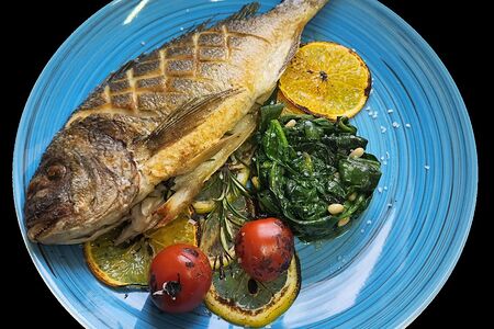 Дорадо, запечённая на гриле