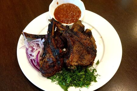 Стейк из Баранины с ребрышками на мангале