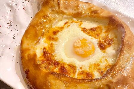 Хачапури по-аджарски