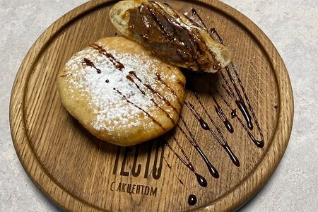 Пончик армянский с соленой карамелью