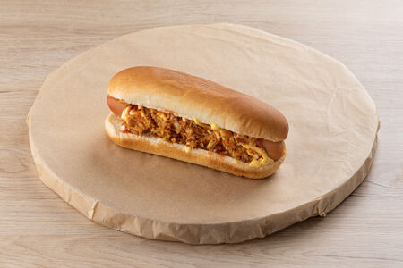 Хот-дог с сосиской