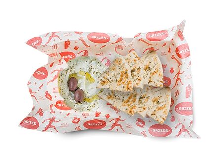 Дзадзики с питой