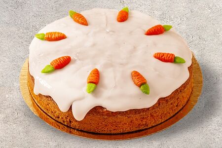 Целый пирог морковно-миндальный