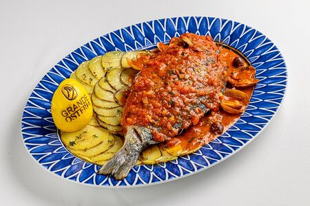 Дорадо в соусе аква пацца 700