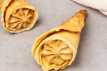 Трубочка с вареным сгущенным молоком