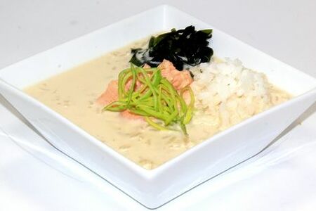 Сливочный суп с лососем