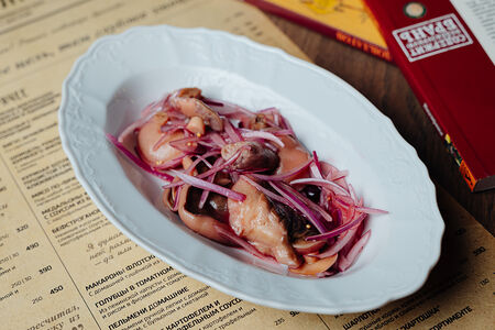 Маслята с клюквой