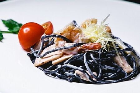 Нери с морепродуктами