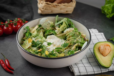 Зеленый со Страчателлой