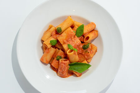 Ригатони арабьята с рикоттой