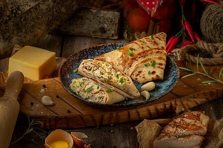 Блин с курицей и сыром