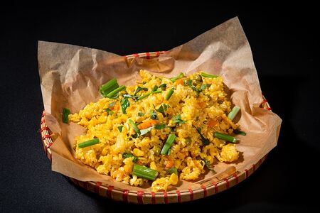 Ком Занг Зау с овощами