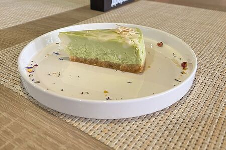 Чизкейк фисташковый