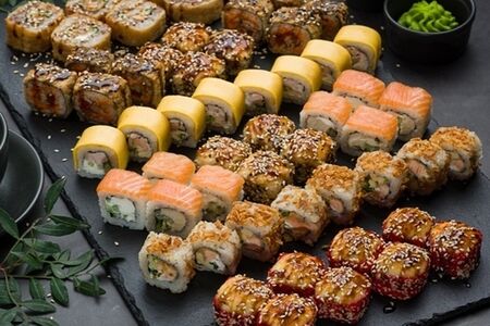 Сет Девичник