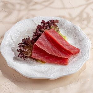 Сашими из тунца