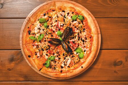 Пицца с морепродуктами