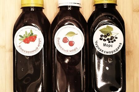 Морсы собственного приготовления ( клюква, черная смородина, вишня, облепиха)