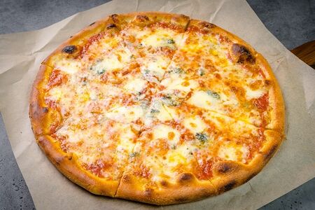 Нове формаджи на томатном соусе