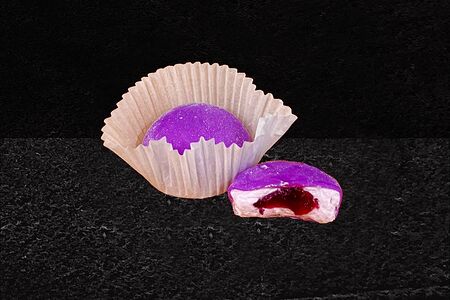 Моти черничка