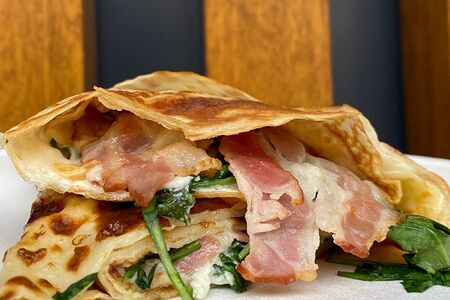 Блин Бекон и яйцо