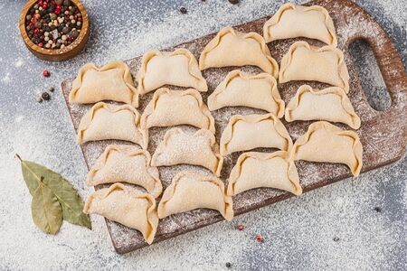 Вареники Адыгейский сыр (полуфабрикат замороженный)