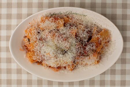 Ригатони аматричиана - пекорино с беконом