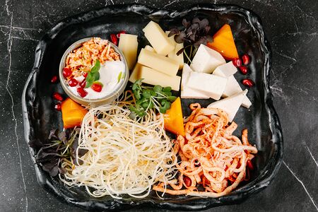 Ассорти кавказских сыров