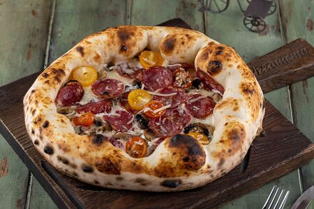 Пицца Салями