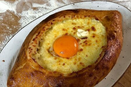 Хачапури по-аджарски