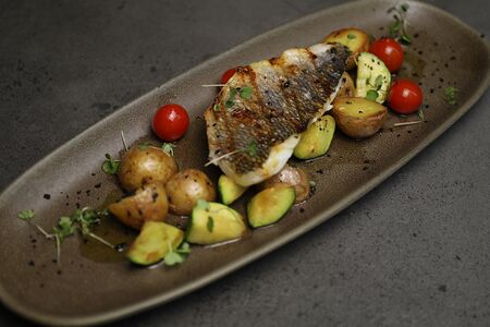 Филе дорадо с овощами по-сицилийски