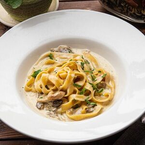 Феттуччине с говядиной и грибами